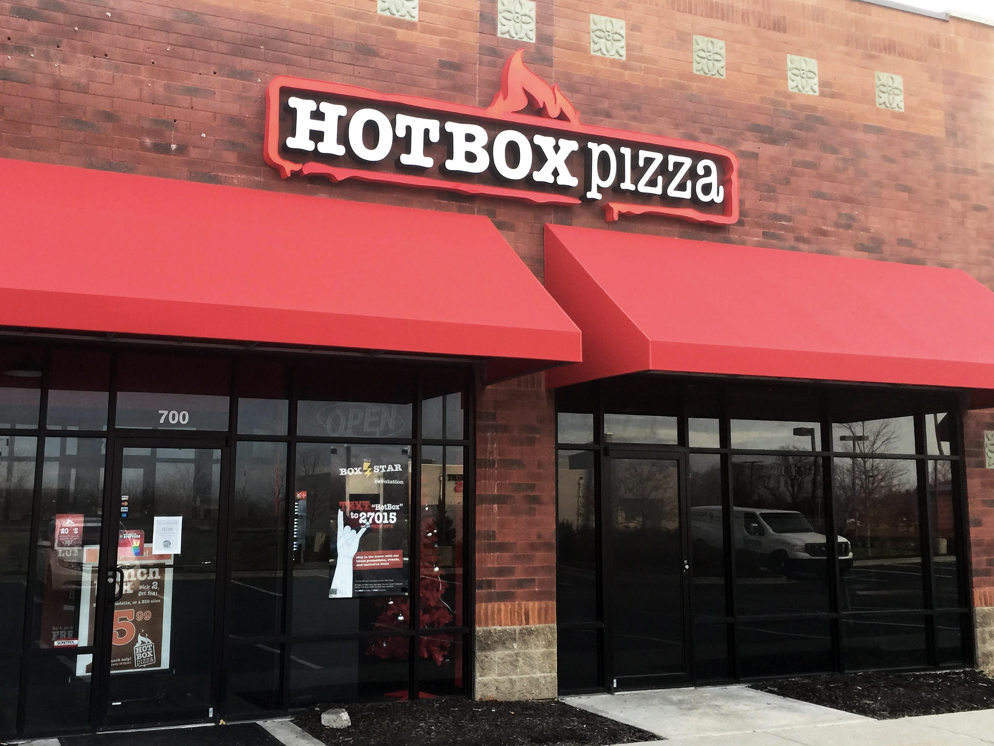 Noblesville_front_resize HotBox Pizza